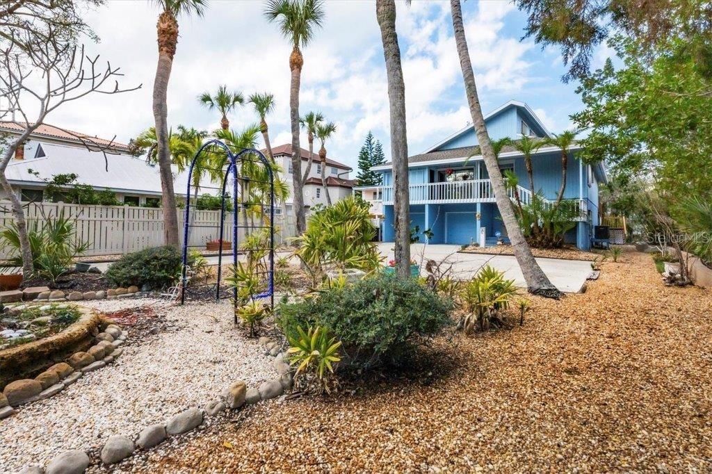 4114 Roberts Point Circle, FL