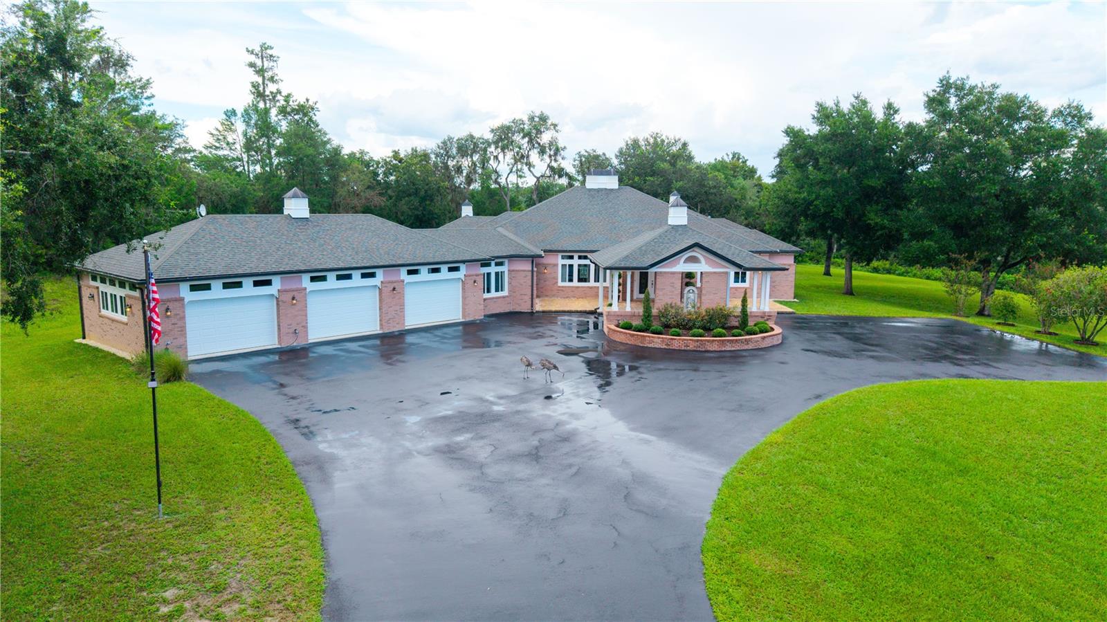 22370 Skyview Circle, FL