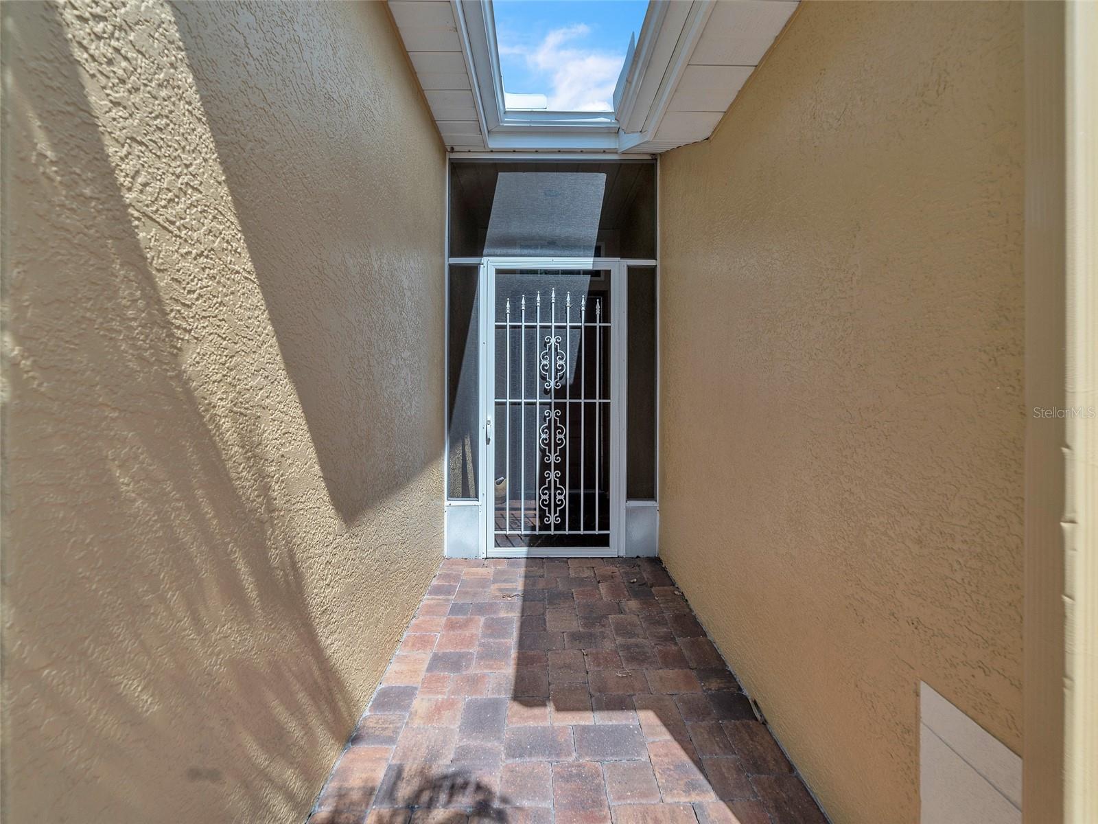 2237 Mayfield Palms Lane, FL