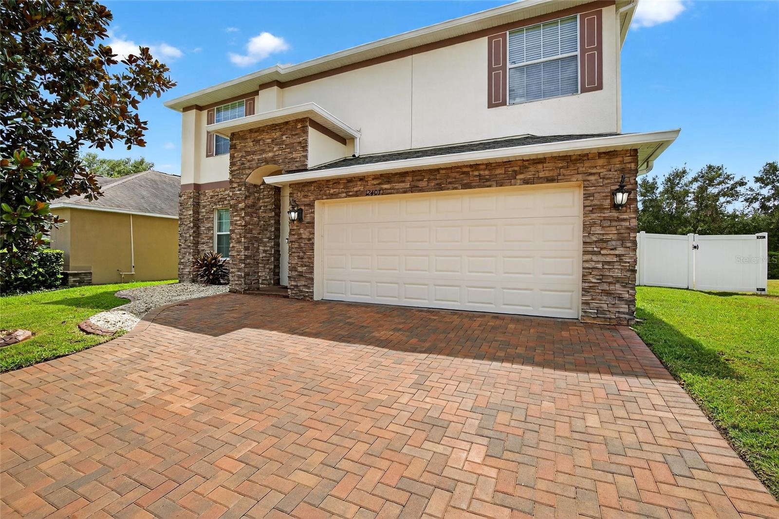 12407 Gilmerton Mist Lane, FL