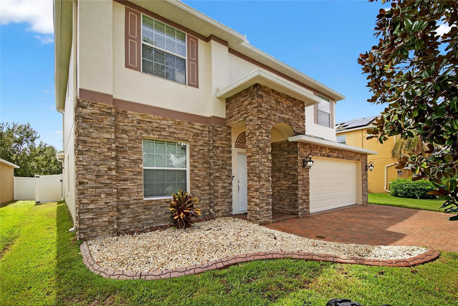 12407 Gilmerton Mist Lane, FL