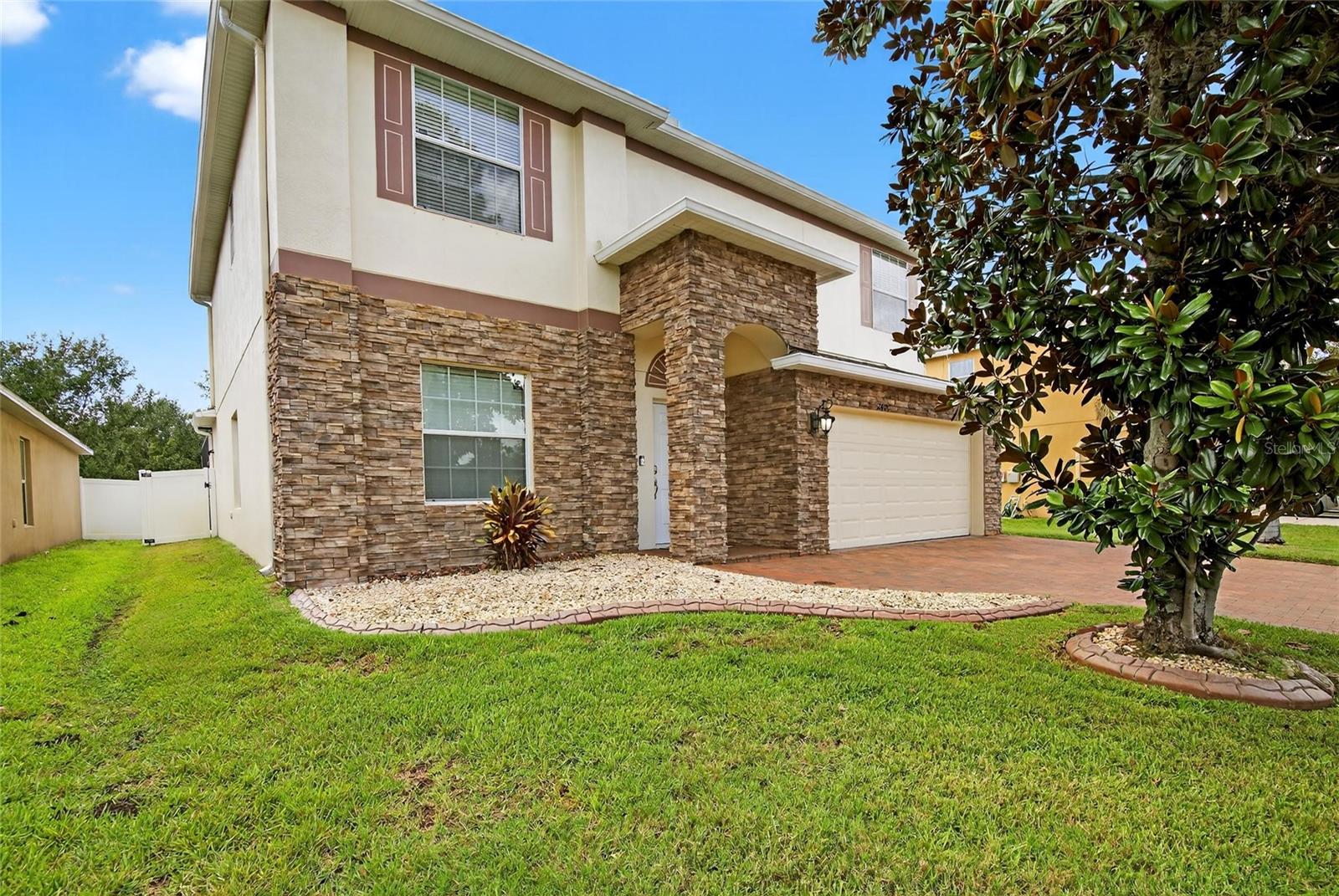 12407 Gilmerton Mist Lane, FL