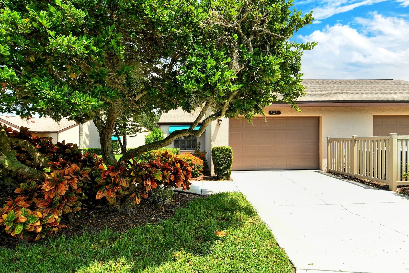 6041 Clubside Drive, FL