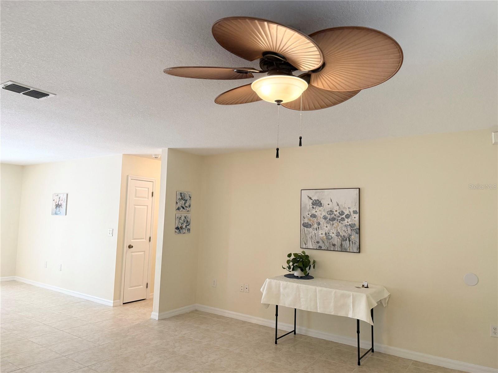 996 Colbert Court, FL
