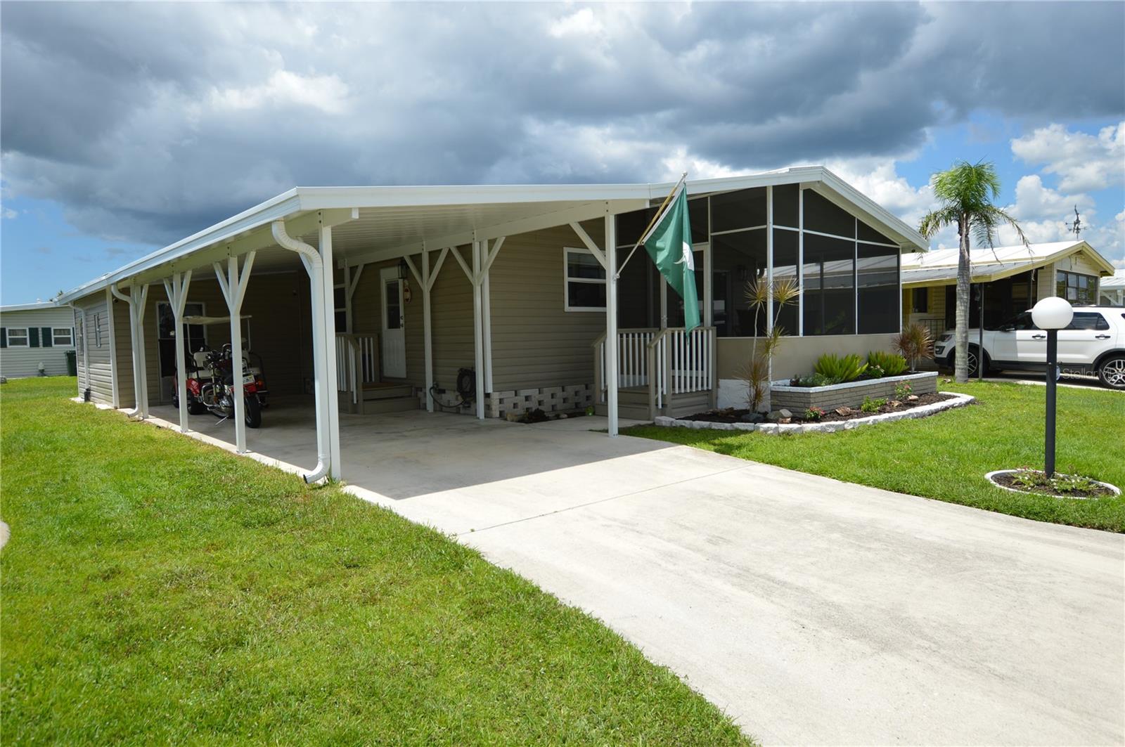 140 Rarotonga Road, FL