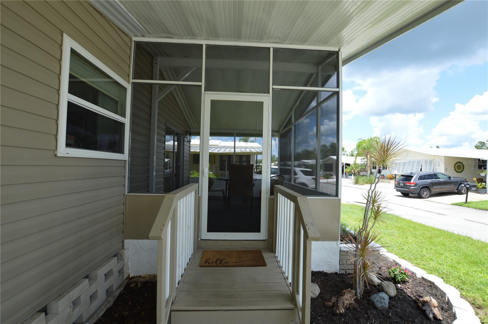 140 Rarotonga Road, FL