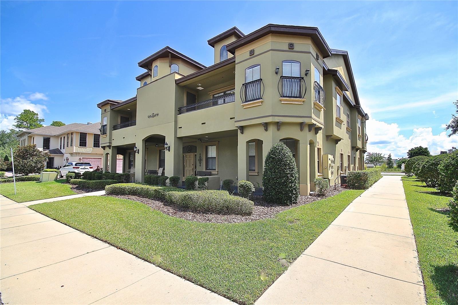 1401 Town Plaza Court, FL