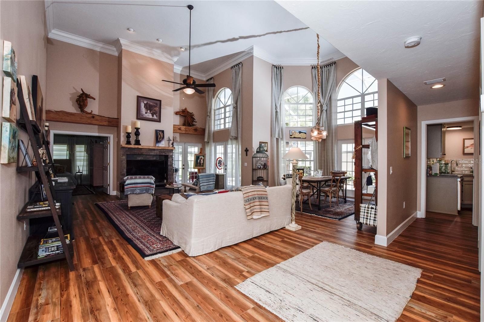 404 Cardiff Road, FL