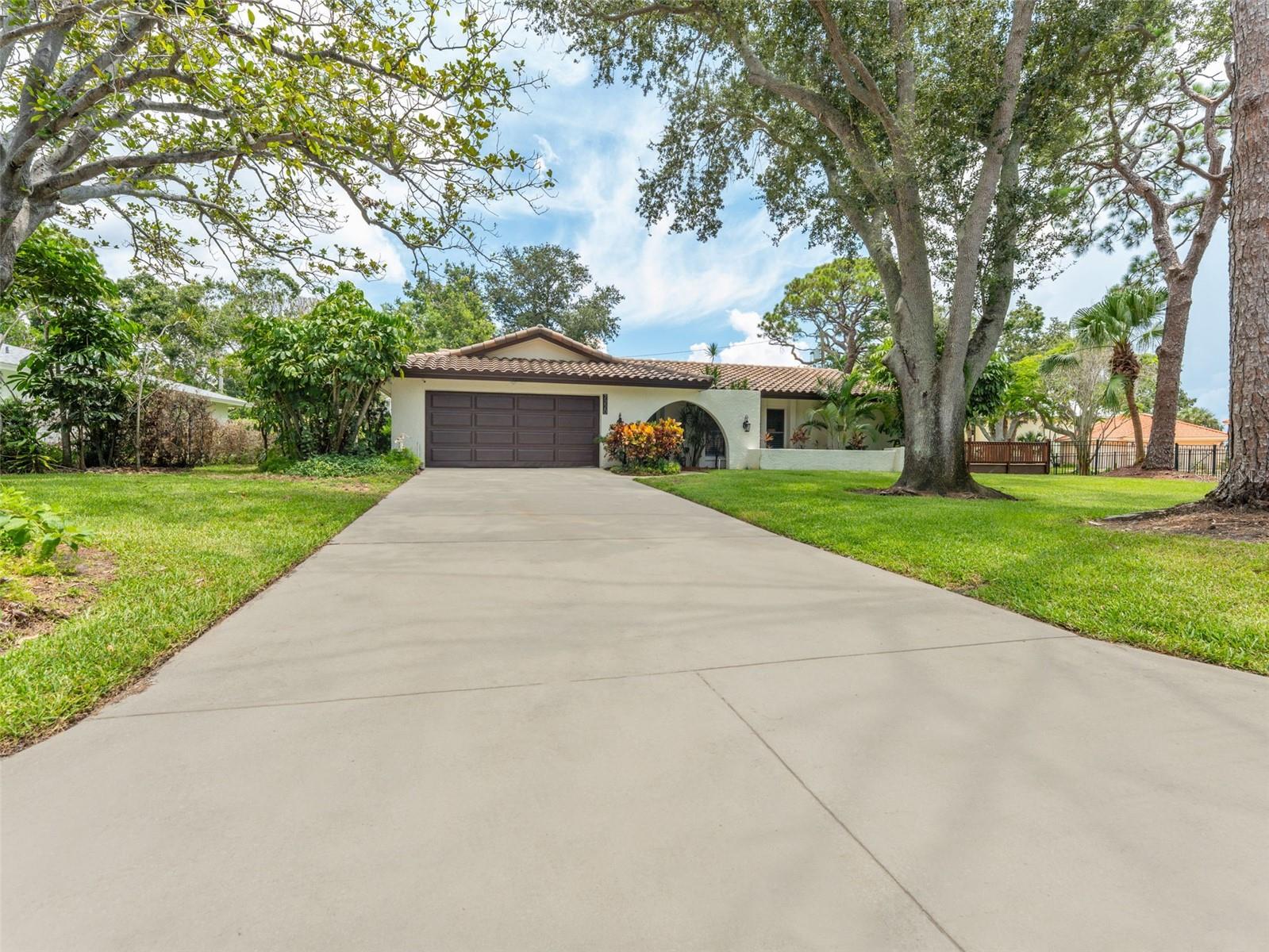 7220 Sunshine Drive, FL