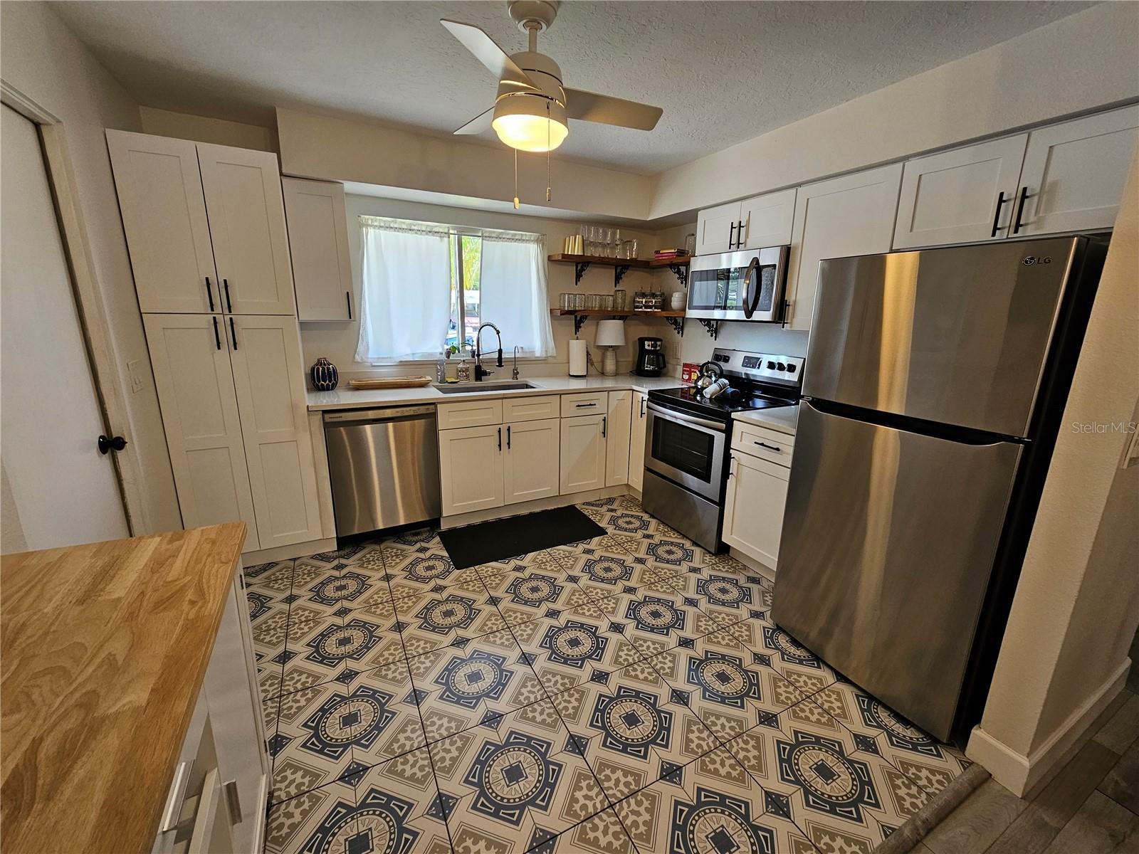 6442 Colonial Drive, FL