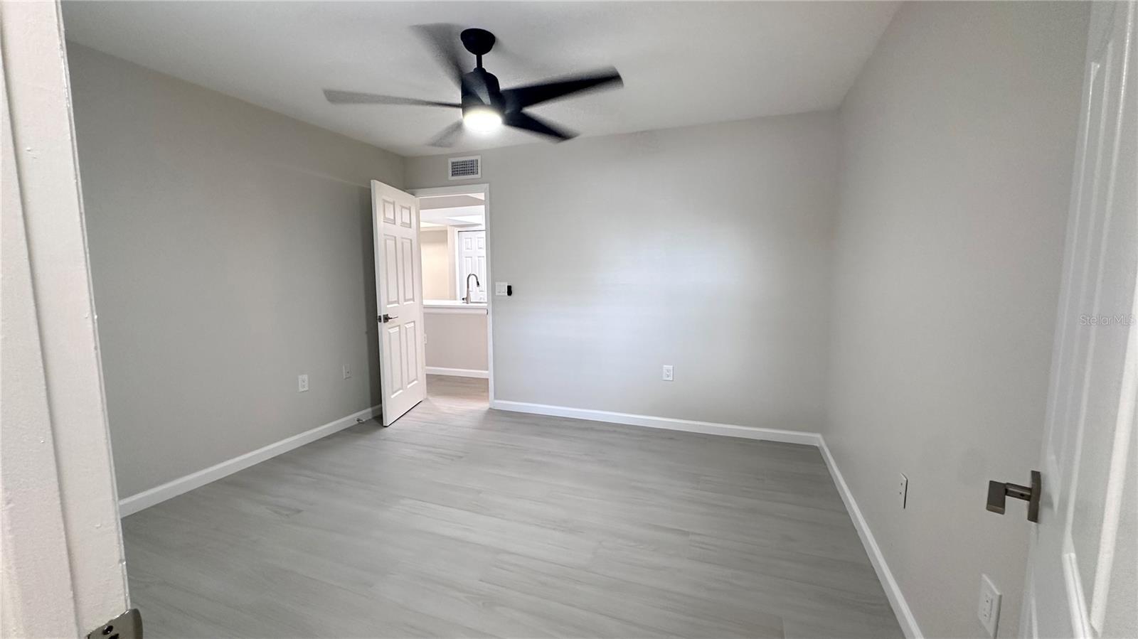 3016 Parkway Boulevard, FL