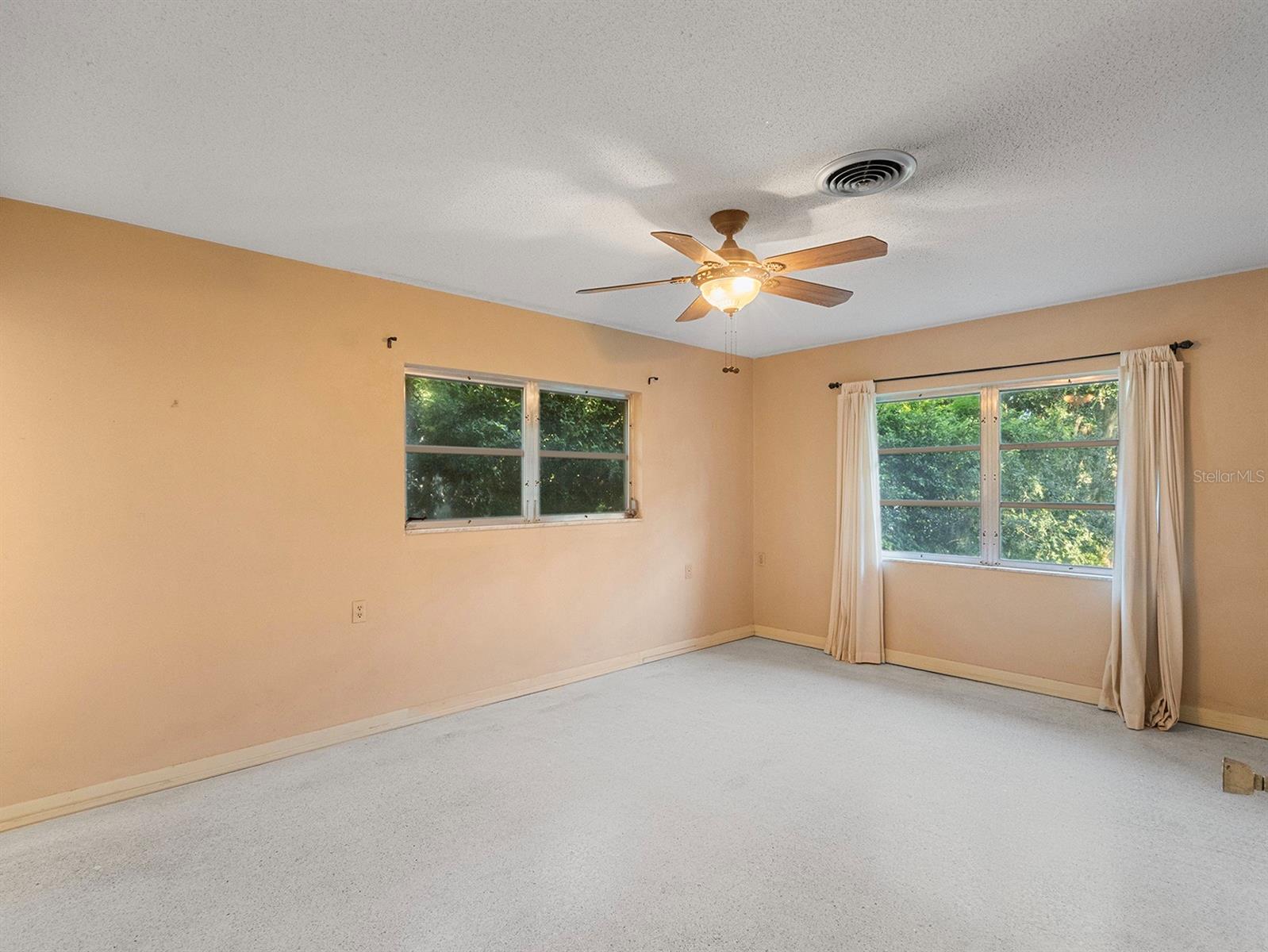 2813 Timberlake Drive, FL
