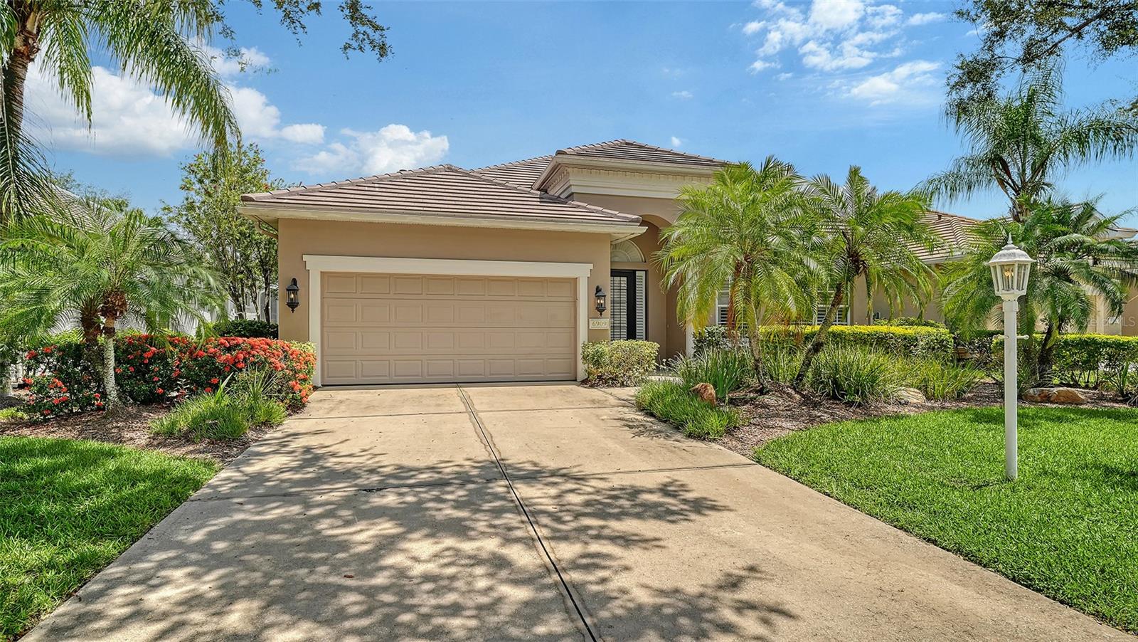 6909 Lennox Place, FL