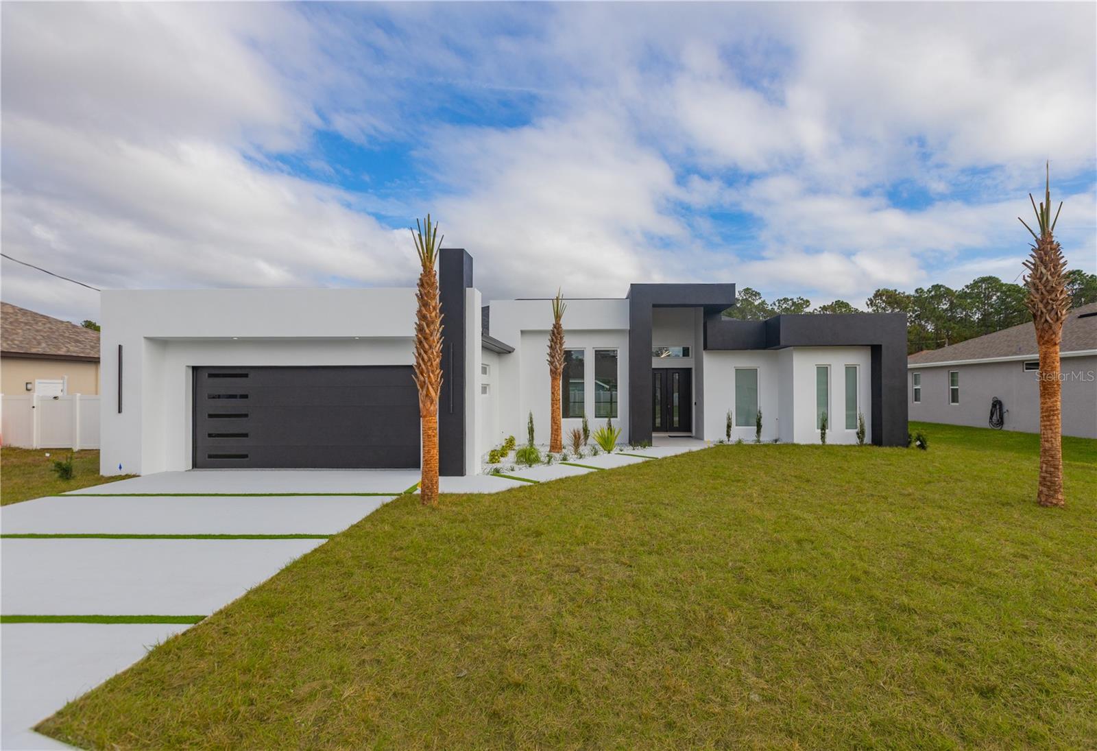 9 Edison Lane, FL