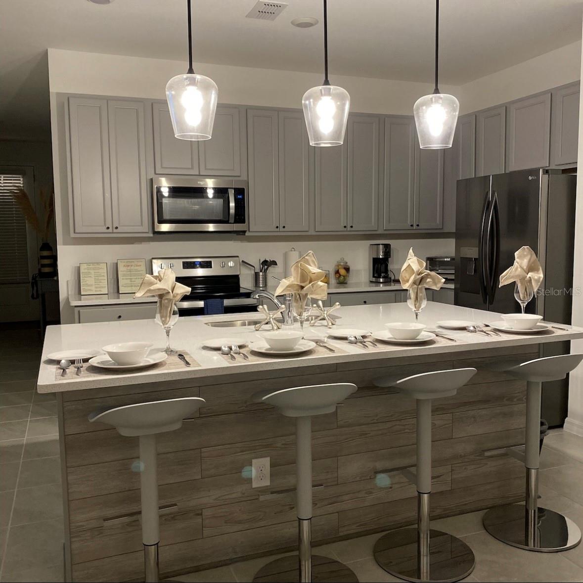 1546 Discovery Street, FL