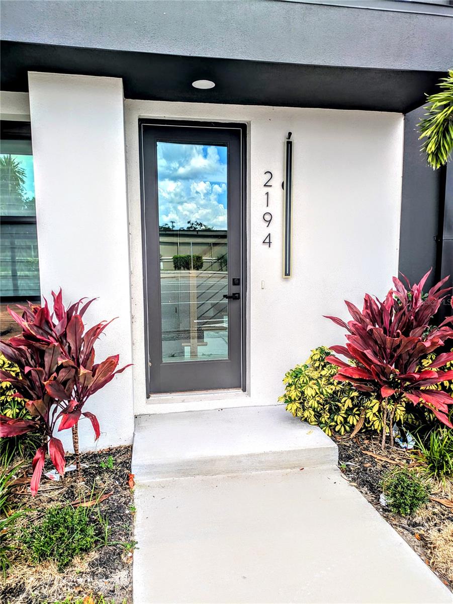 2194 Fruitville Road, FL