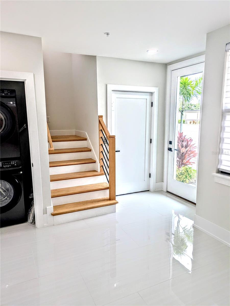 2194 Fruitville Road, FL