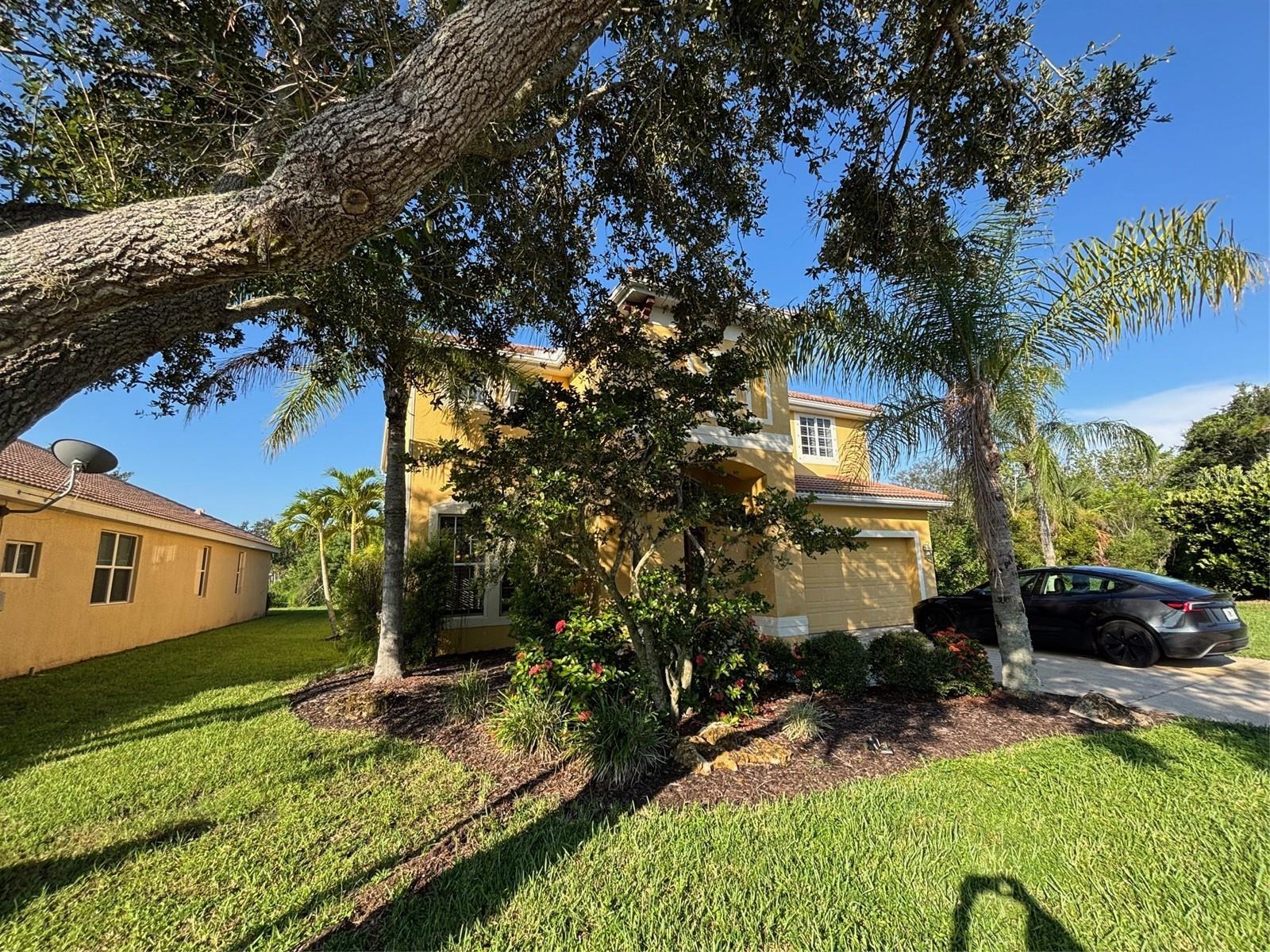 8606 Stone Harbour Loop, FL
