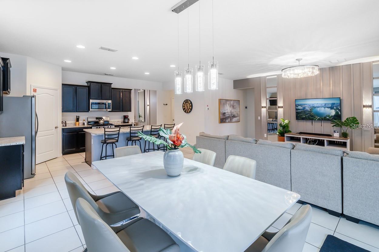 6047 Broad Oak Drive, FL