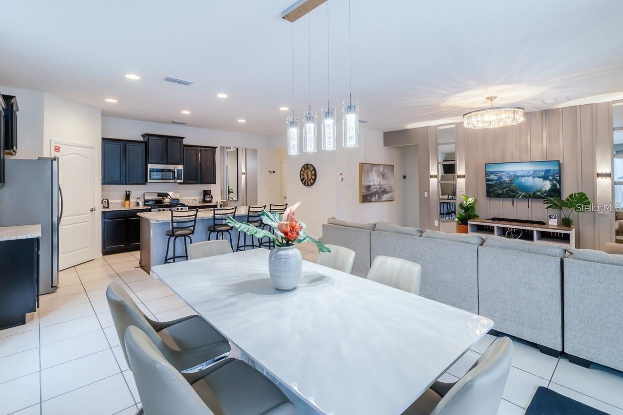 6047 Broad Oak Drive, FL