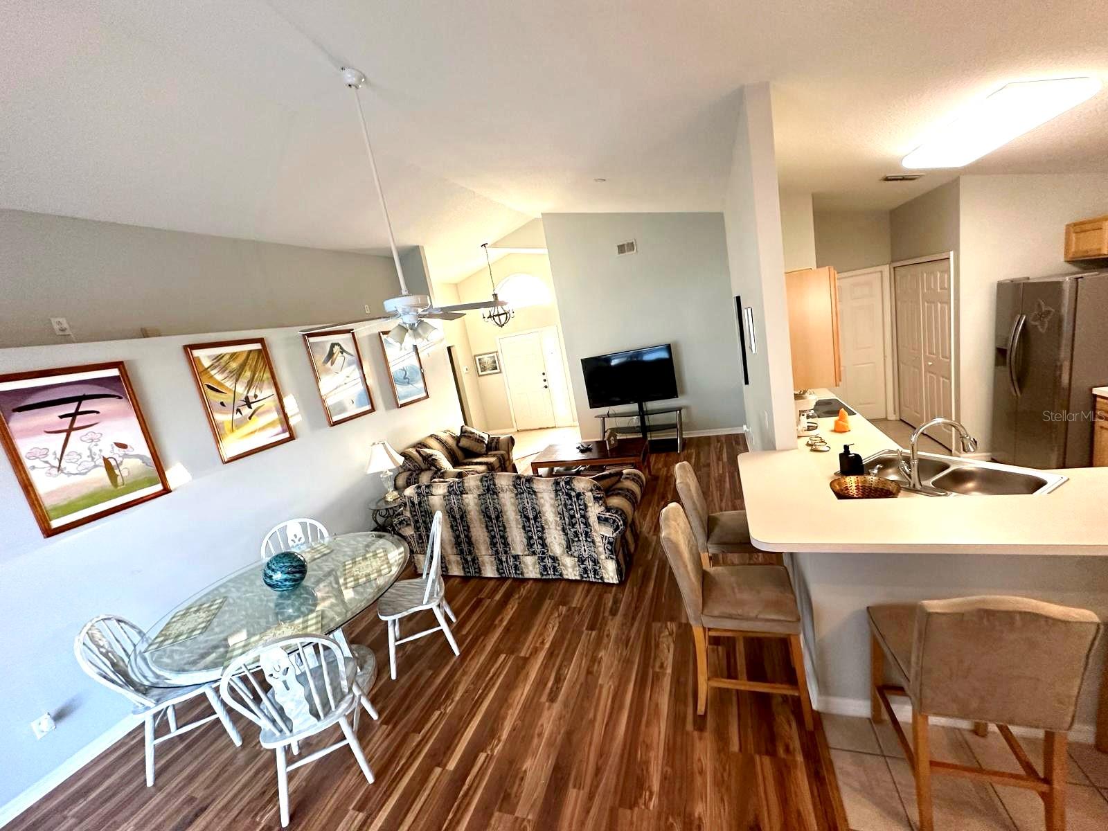 612 Troon Circle, FL