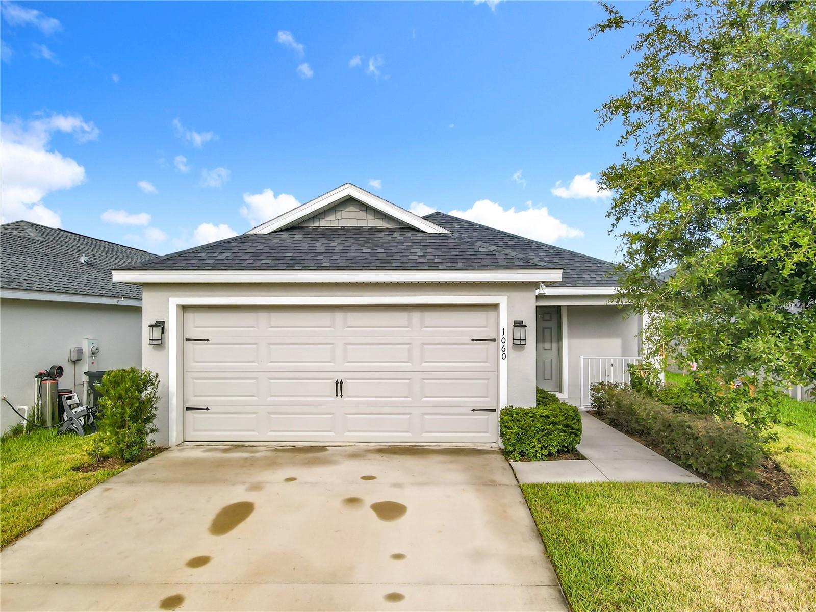 1060 Cascade Drive, FL