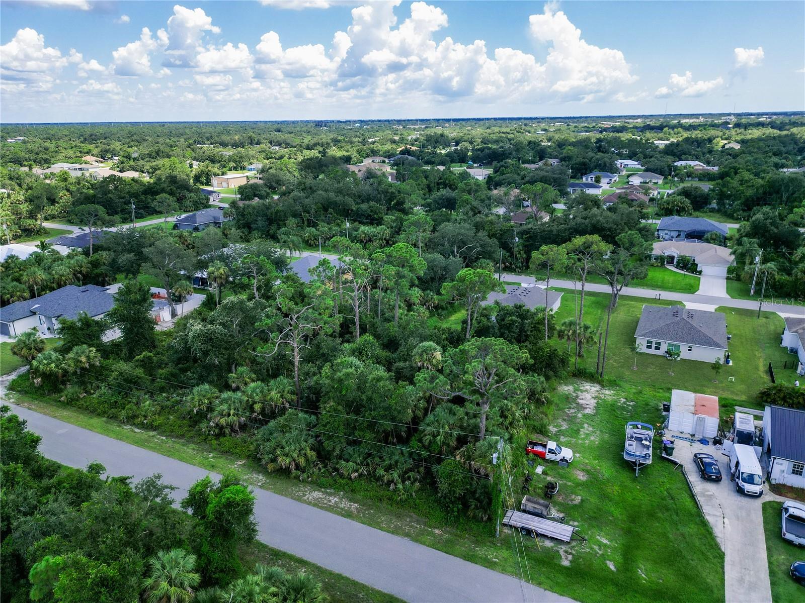 Leesburg Avenue, FL