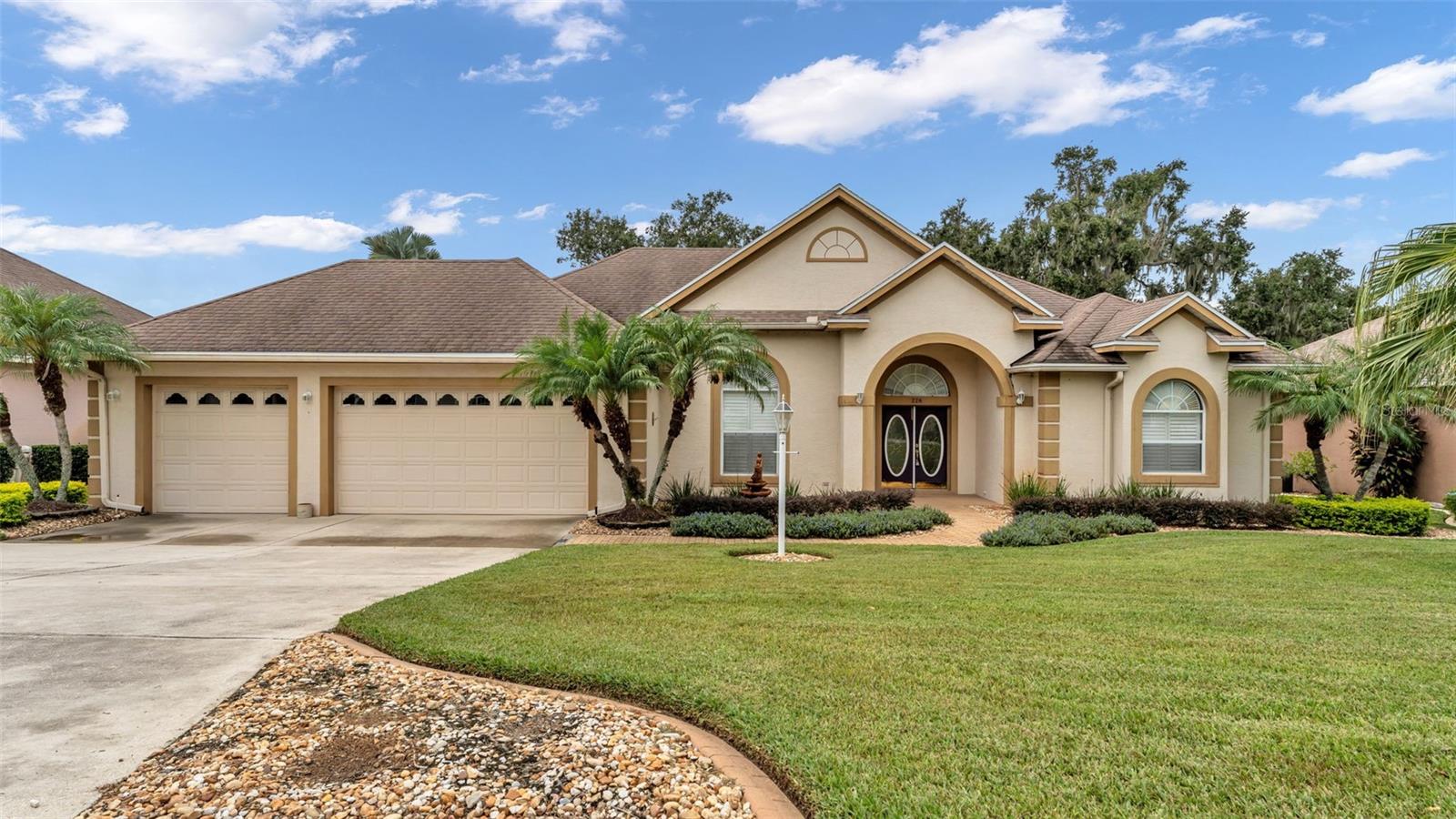 226 Ruby Lake Lane, FL