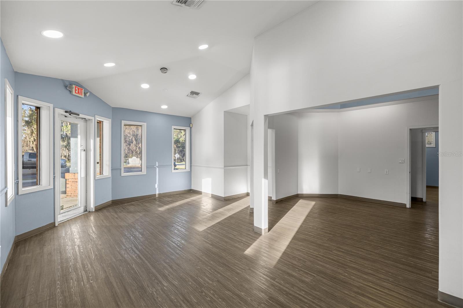 2910 3rd Court, FL