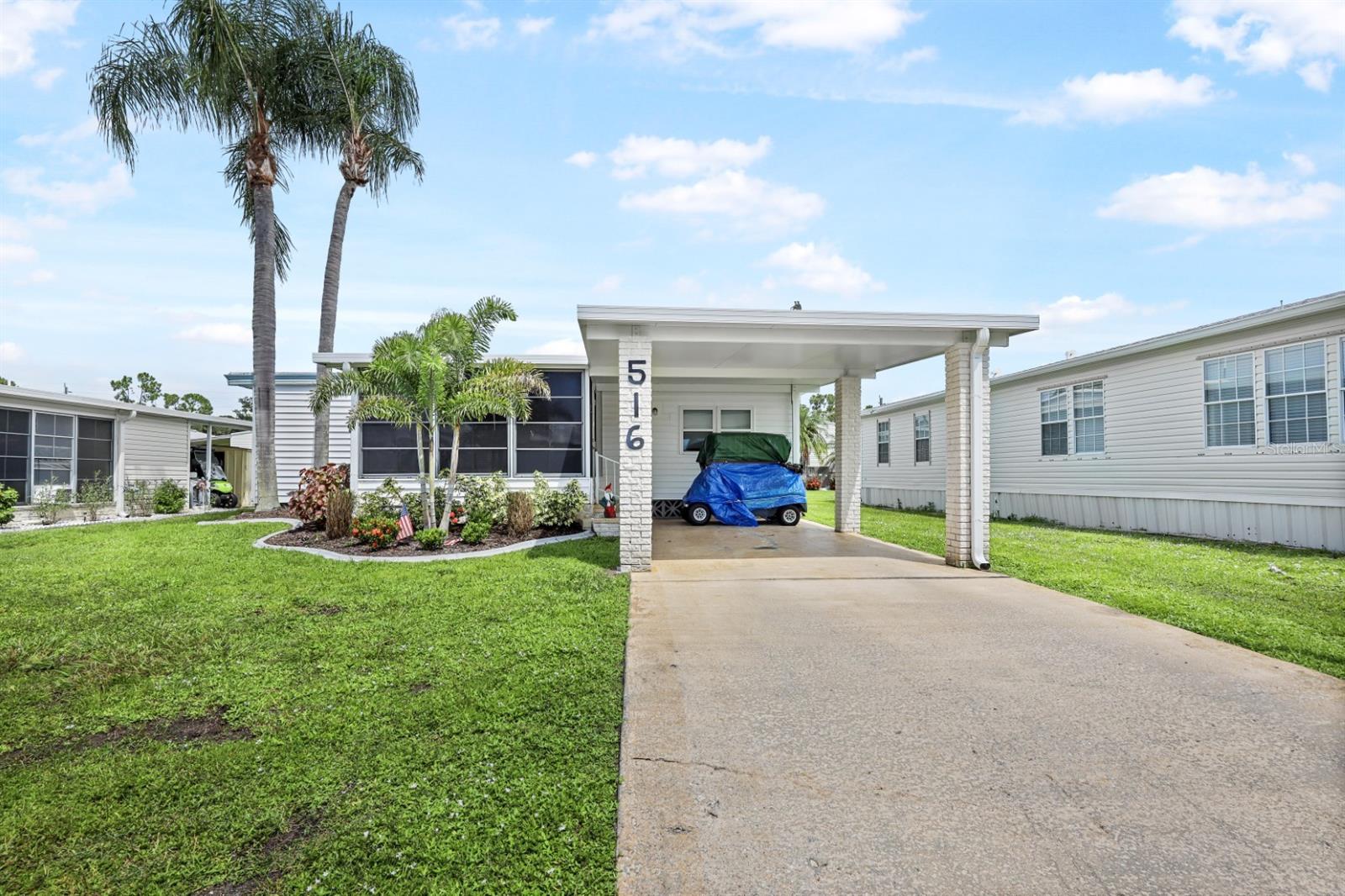 2100 Kings Highway, FL