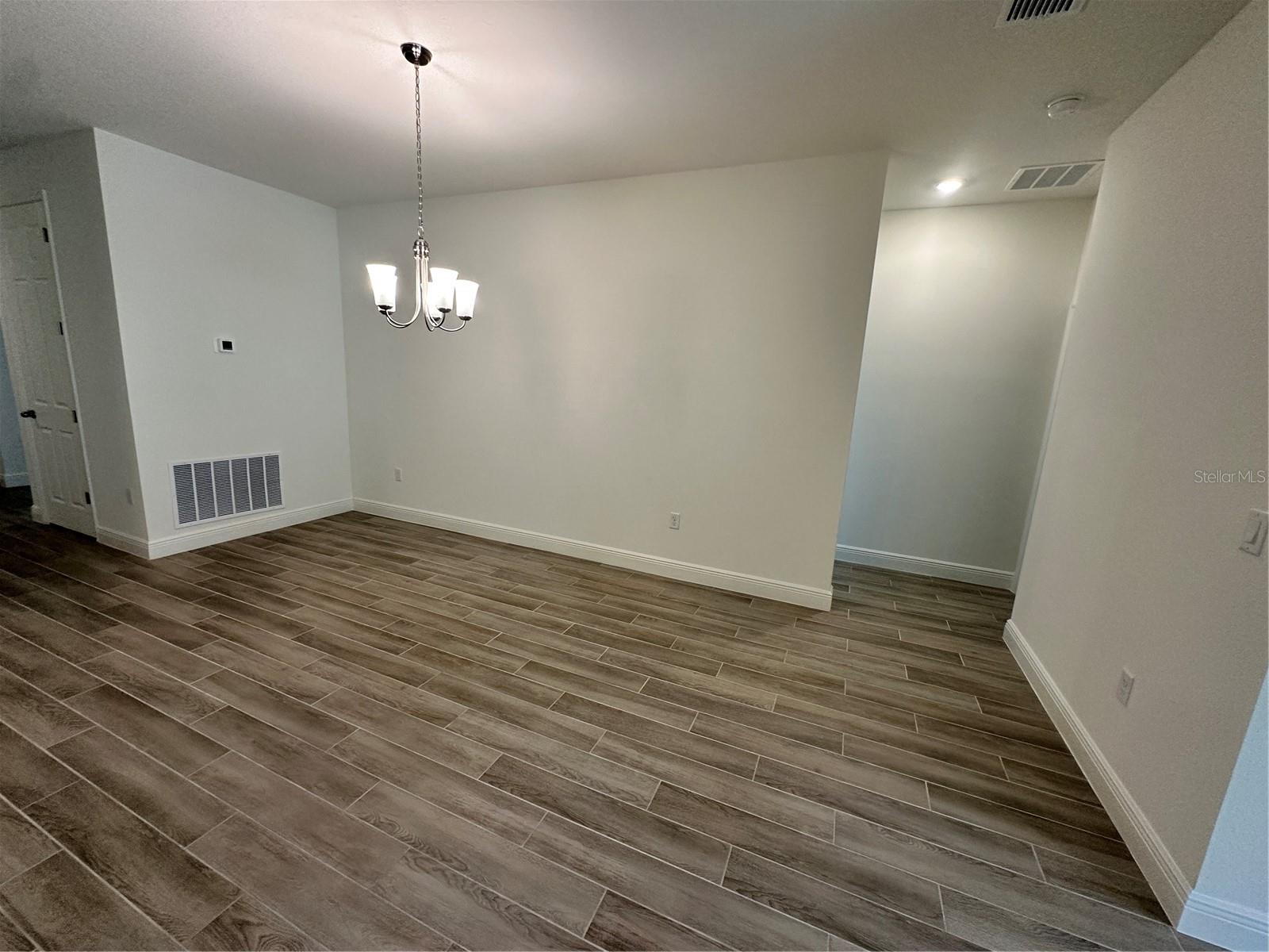 24 Ballard Lane, FL