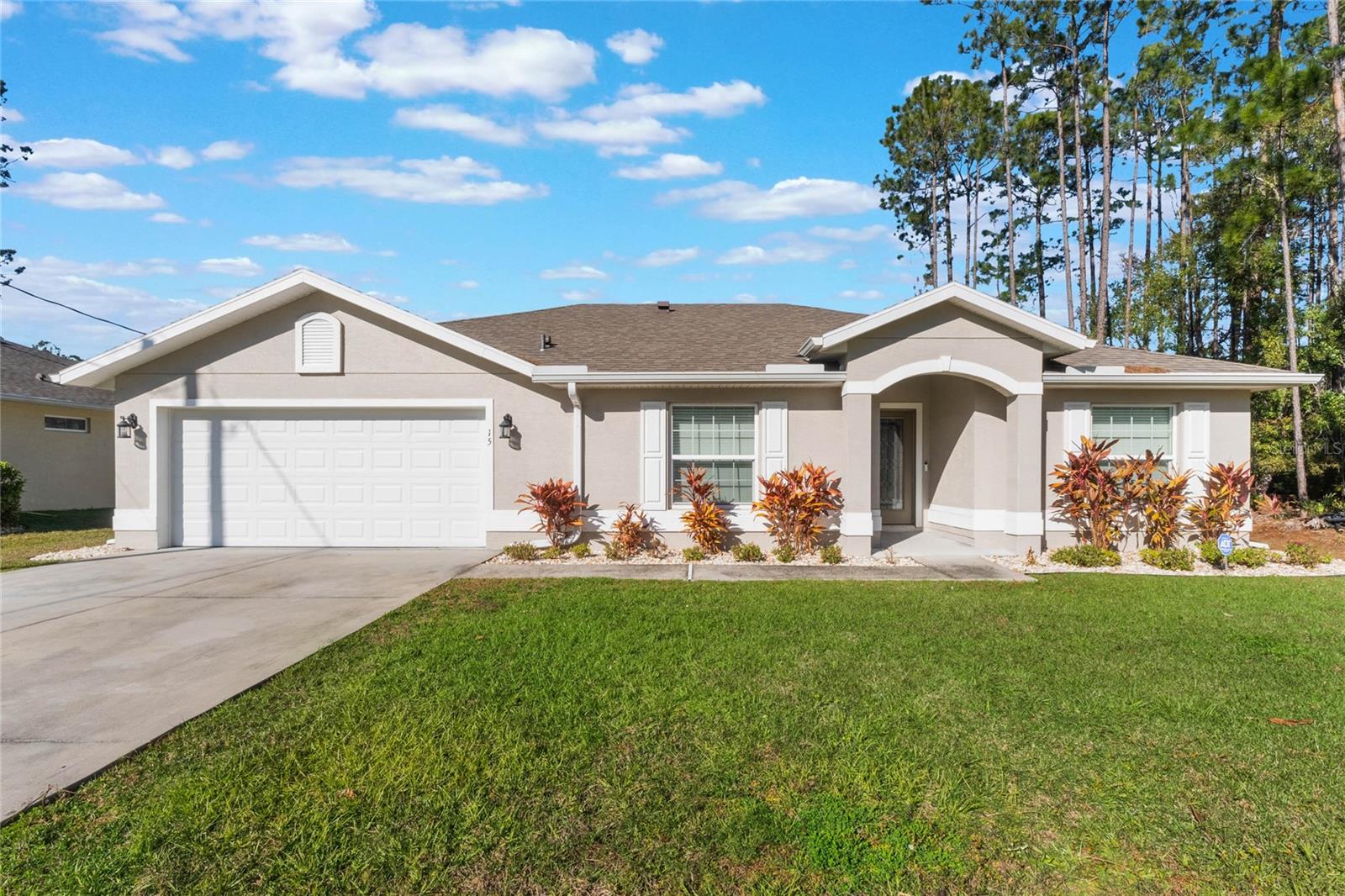 15 Raeland Lane, FL
