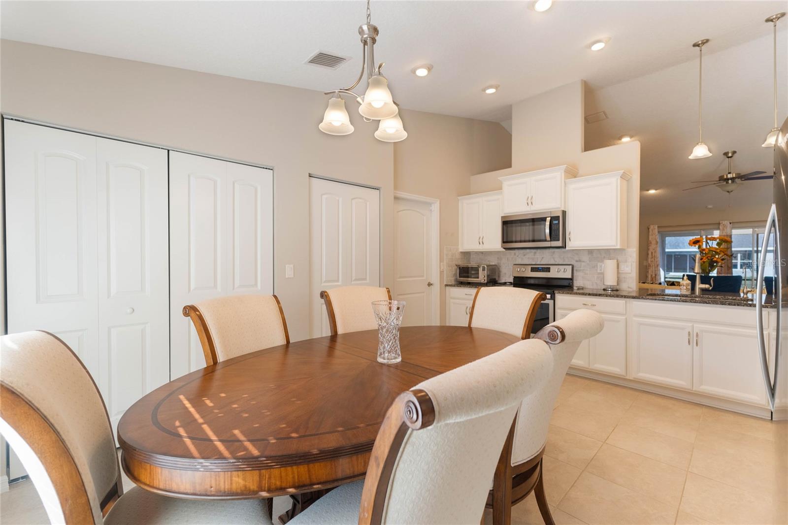 15 Raeland Lane, FL