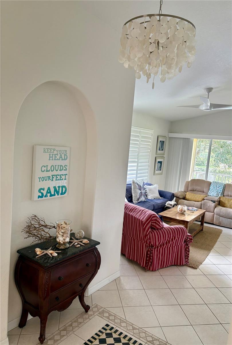 703 Casa Del Lago Way, FL
