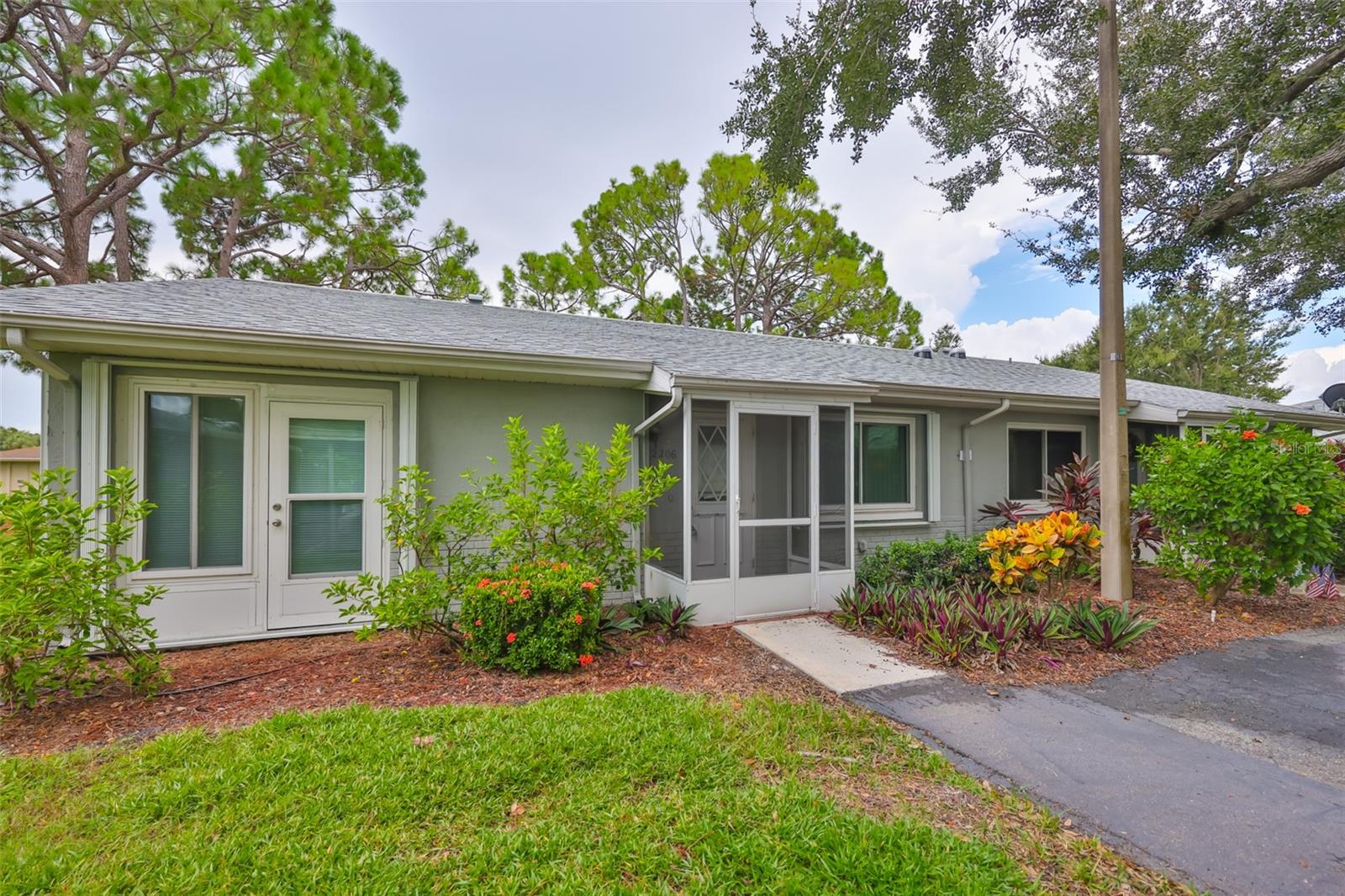 2206 Horsham Place, FL