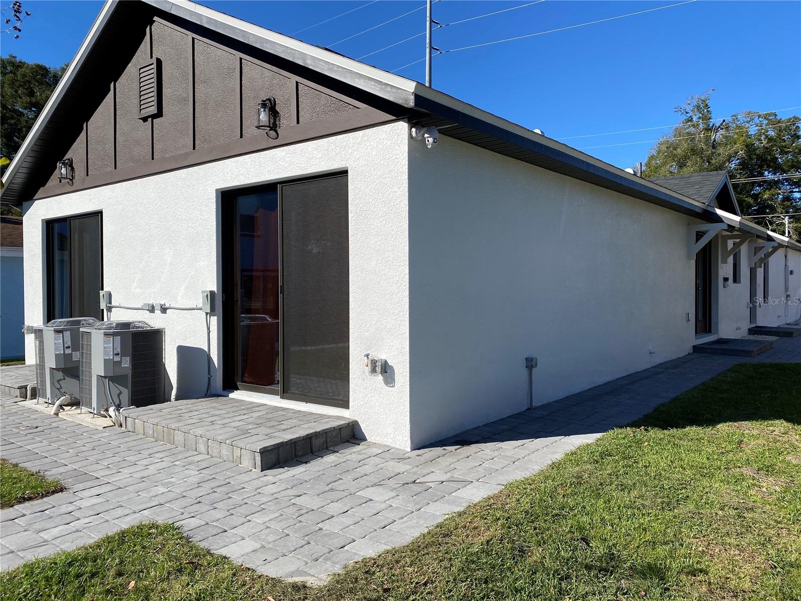 2336-2338 Jersey Avenue, FL