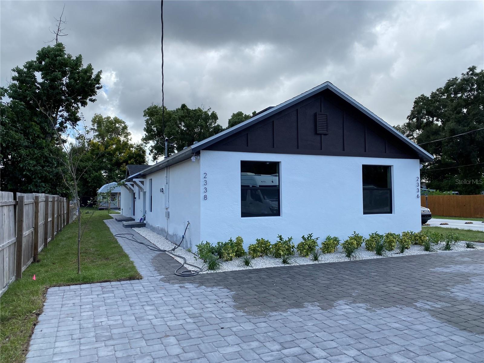 2336-2338 Jersey Avenue, FL