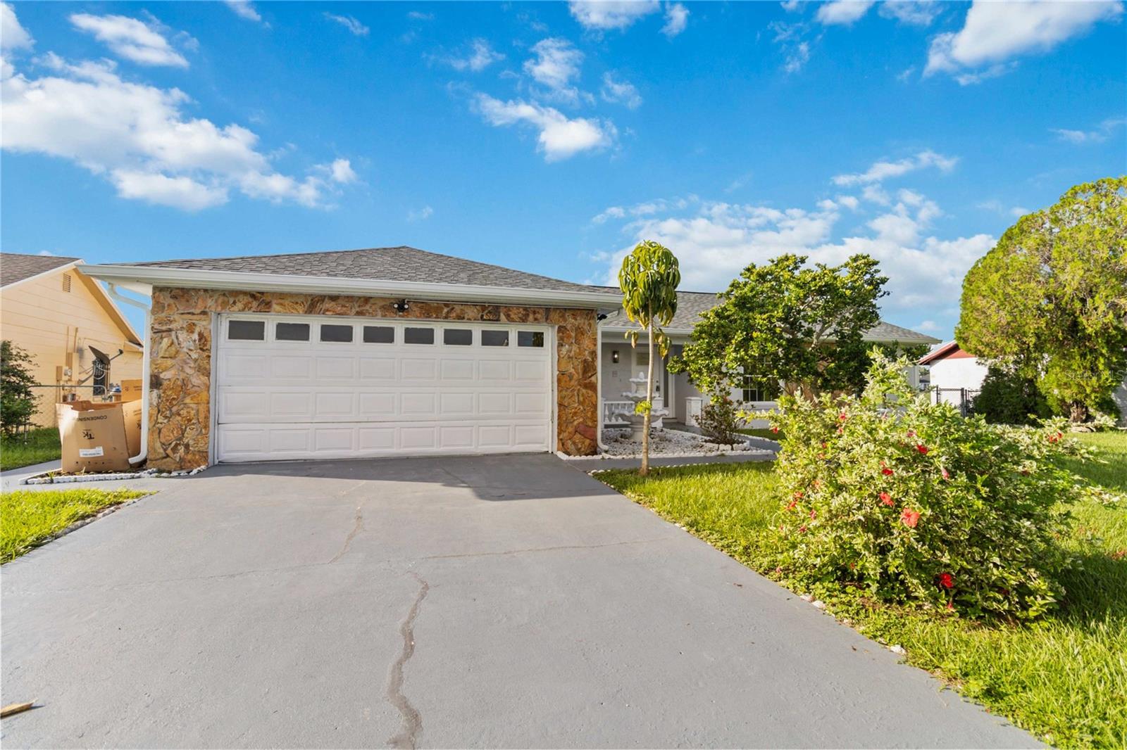 371 Buttonwood Drive, FL