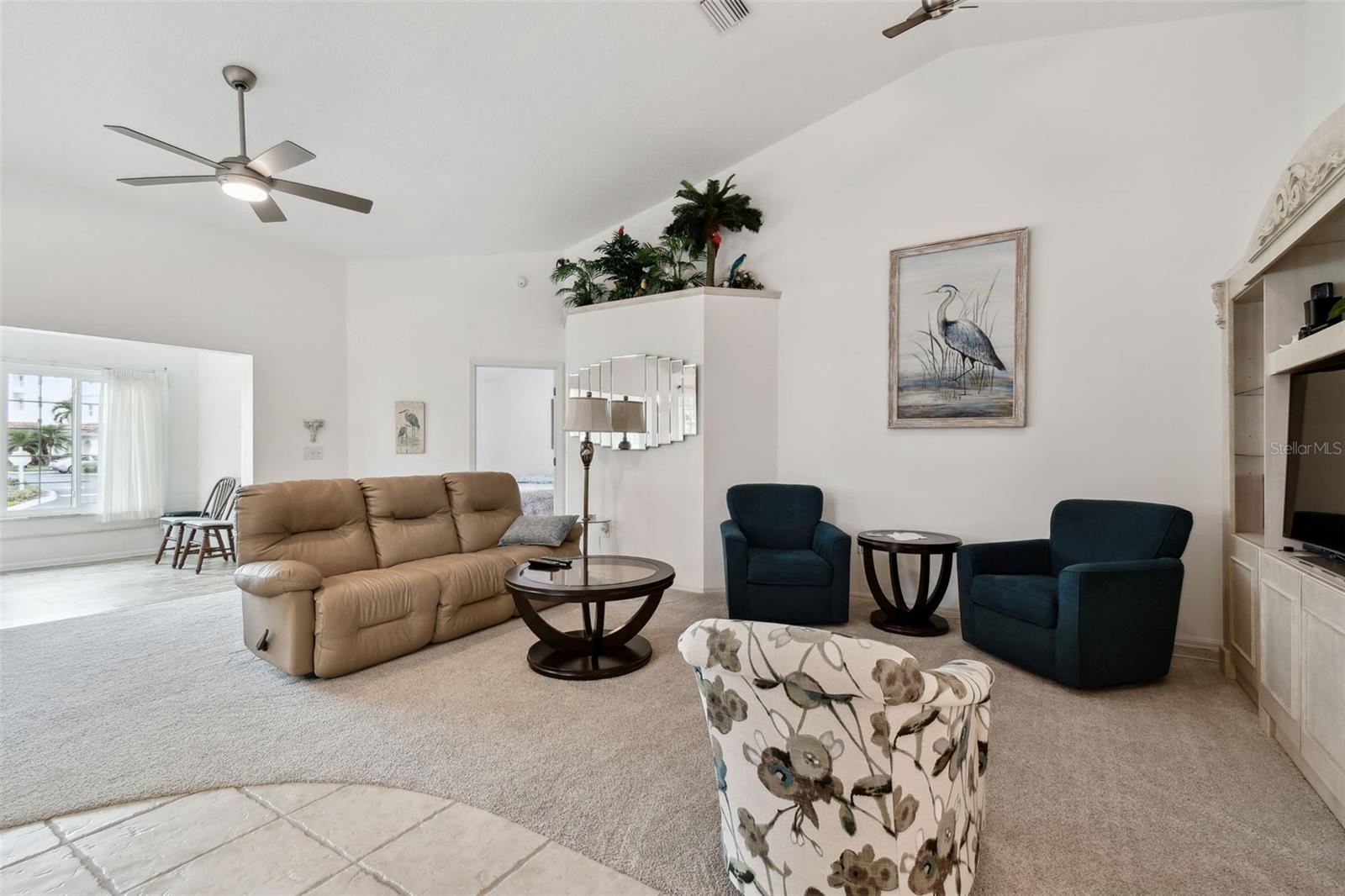 2906 Captains Court, FL