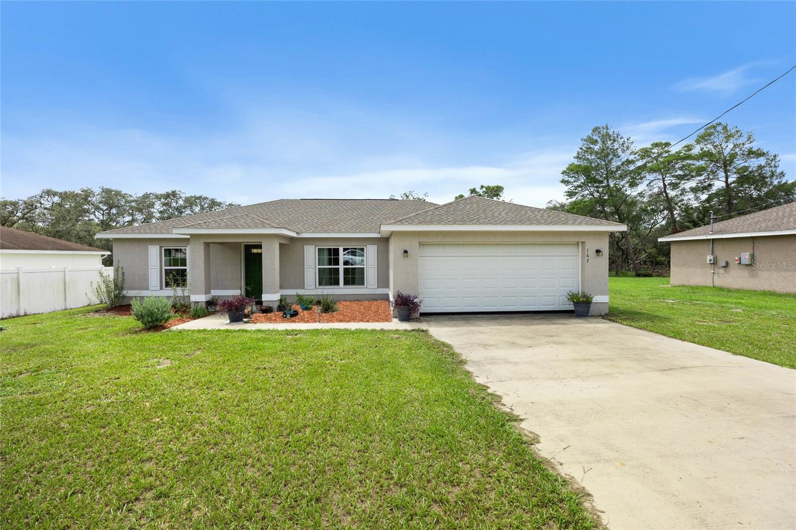 167 Oak Circle, FL