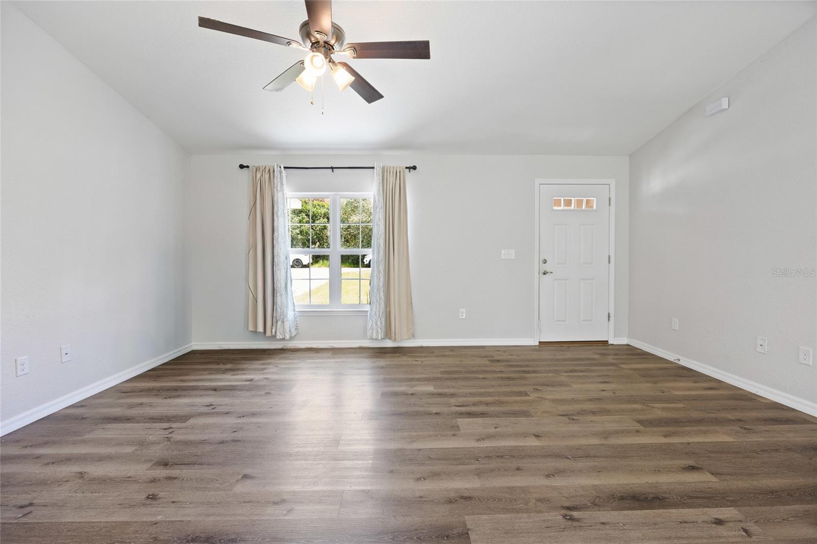 167 Oak Circle, FL