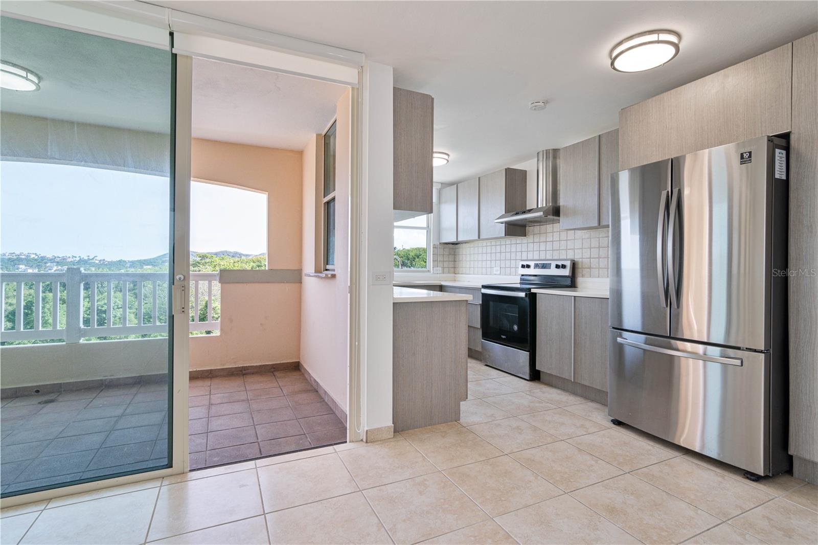 285 Palmas Inn Way Corner, PR