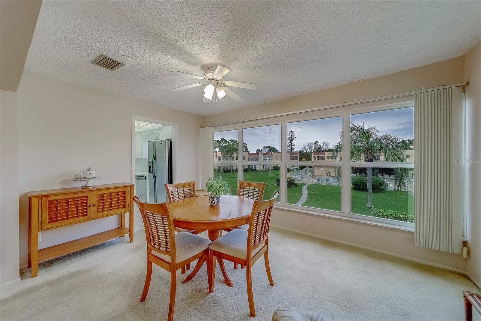206 Dogwood Circle, FL