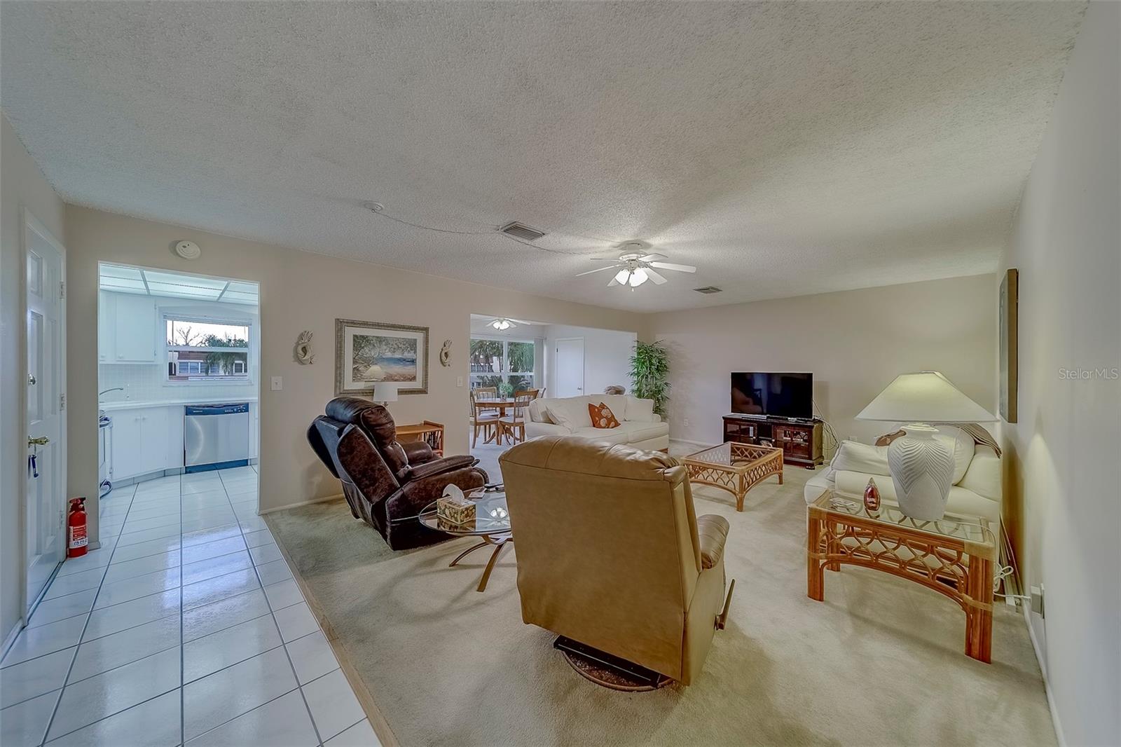 206 Dogwood Circle, FL