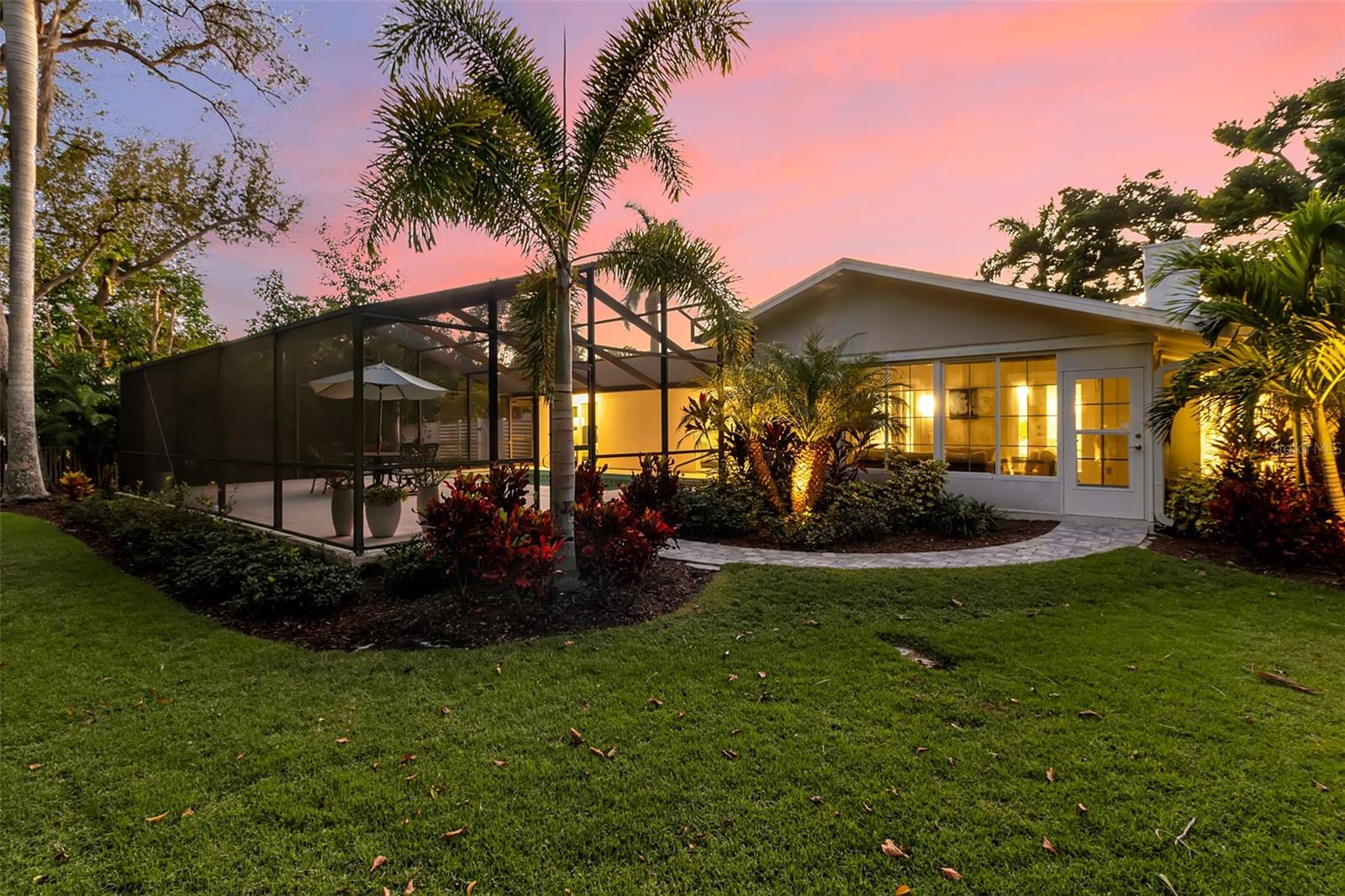 1621 Pine Bay Drive, FL