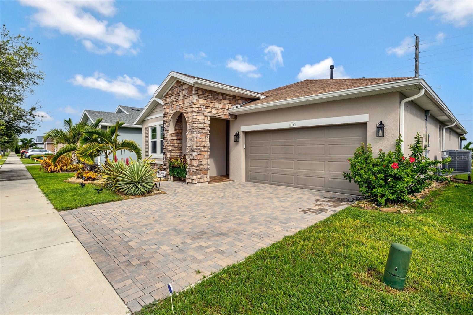 176 Silver Maple Road, FL