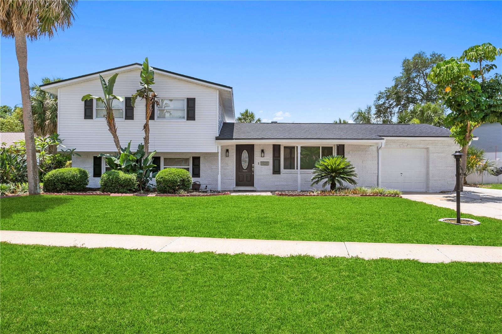 8412 Flagstone Drive, FL