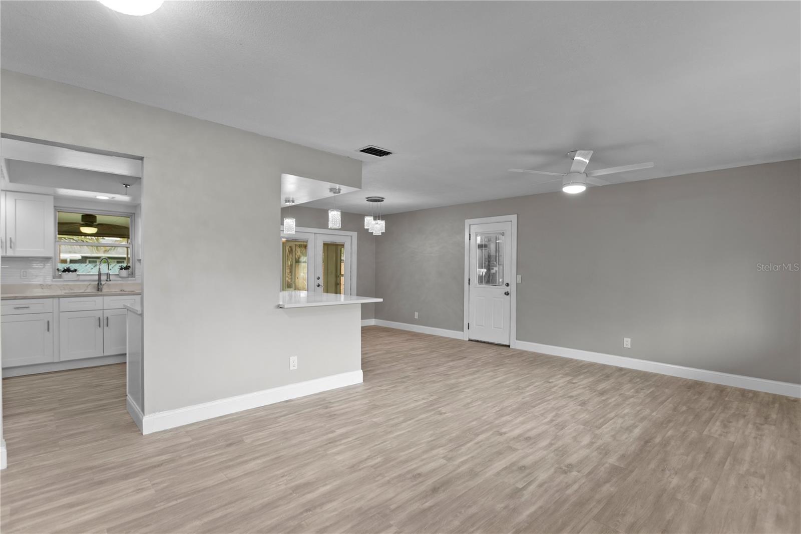 8412 Flagstone Drive, FL