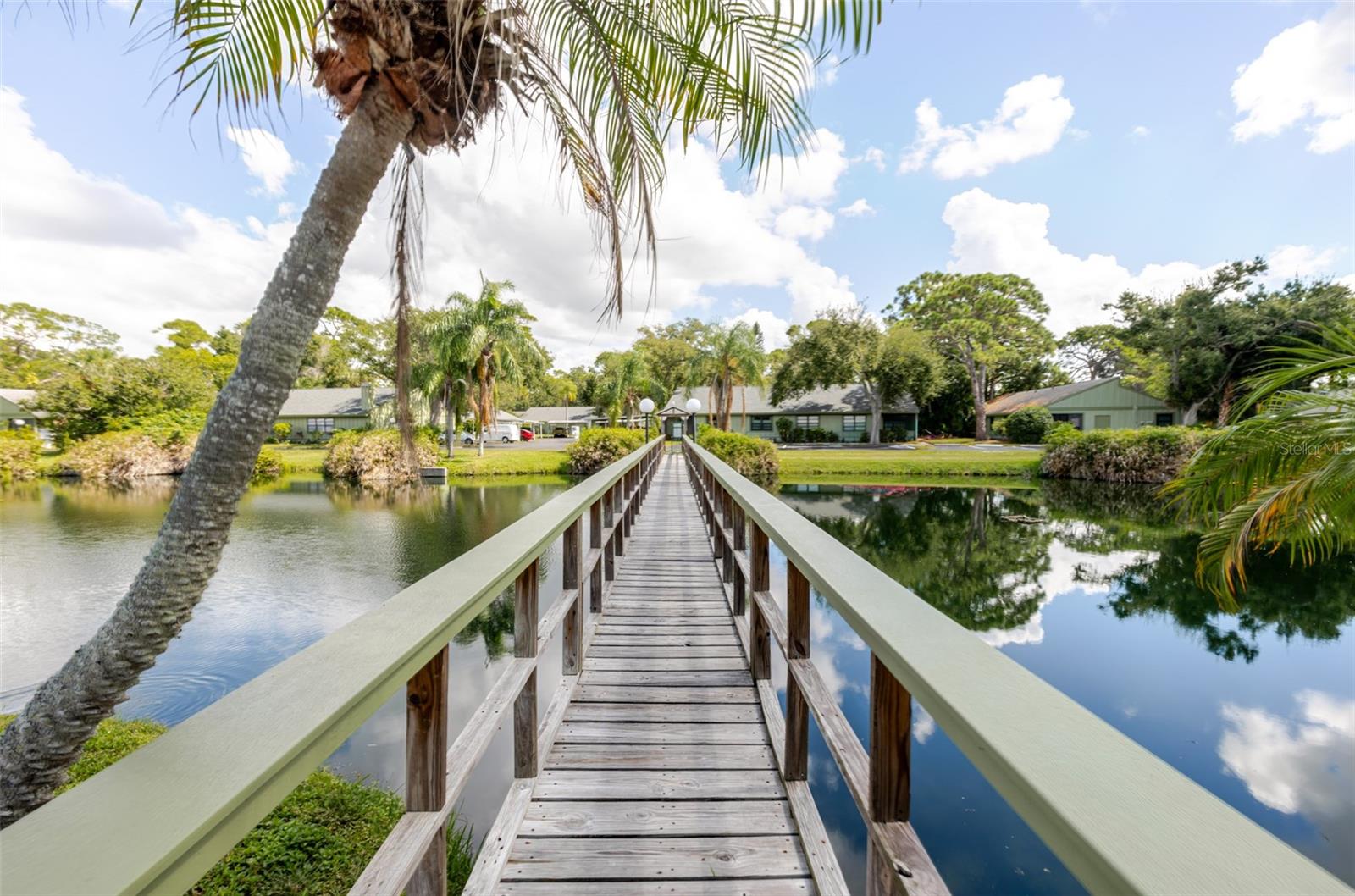 5021 Barrington Circle, FL