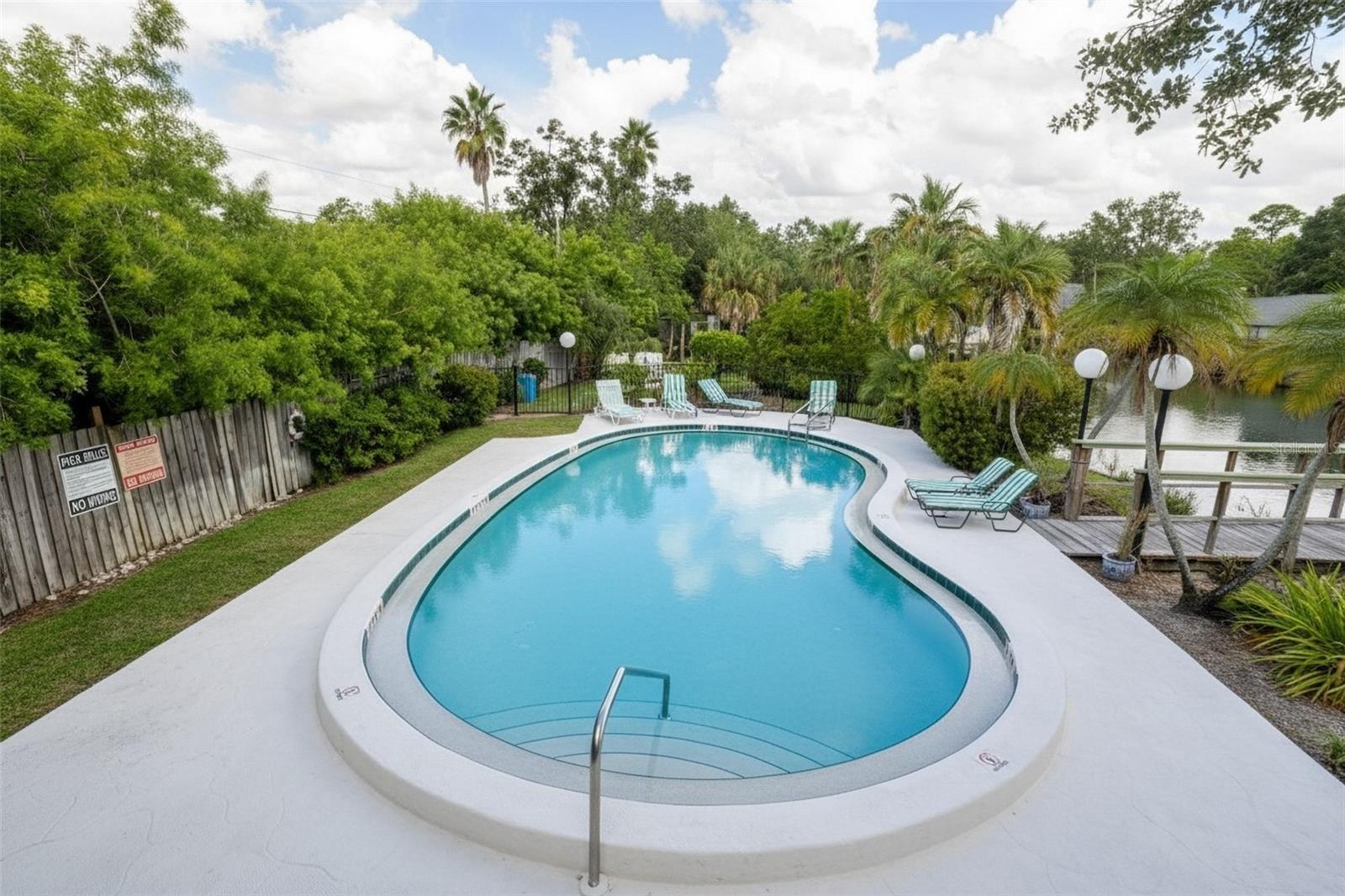 5021 Barrington Circle, FL